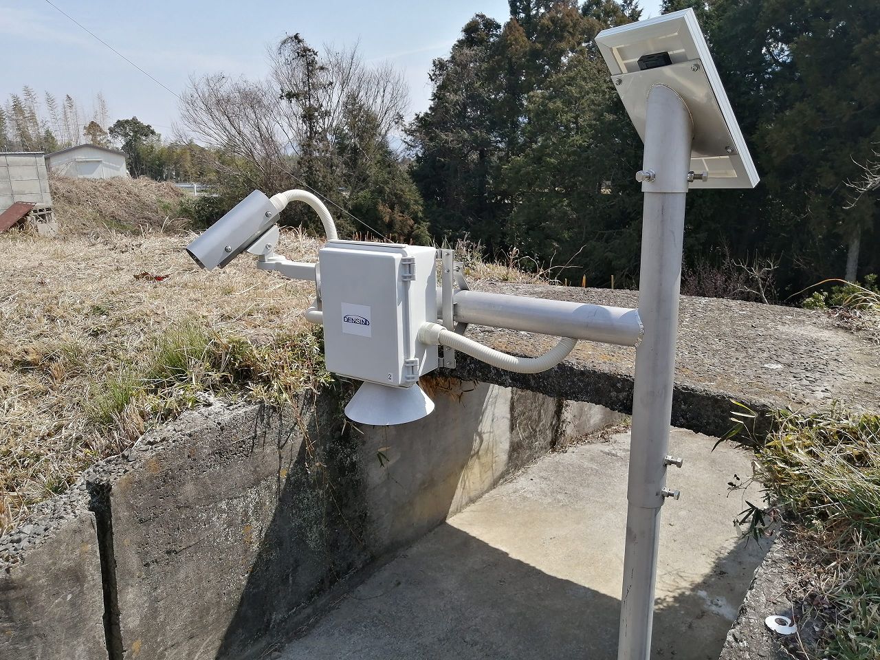 水位計超音波式と電波式 | 超音波式水位計 河川 – GZIYH