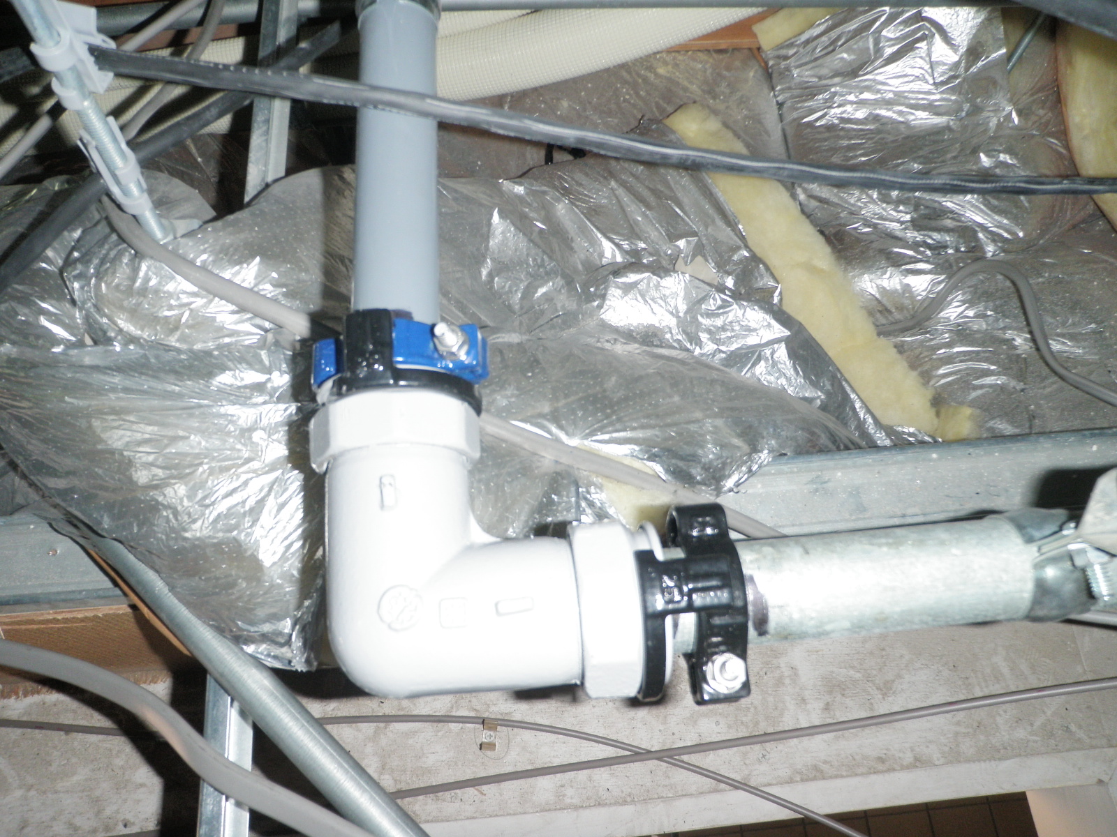 塩ビ管 鋼管 異種管エルボ Skx 川西水道機器 イプロス都市まちづくり