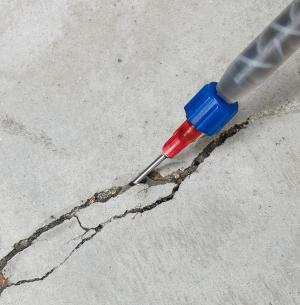 コンクリートのひび割れ補修材 クラックボンダー フジタ道路 イプロス都市まちづくり